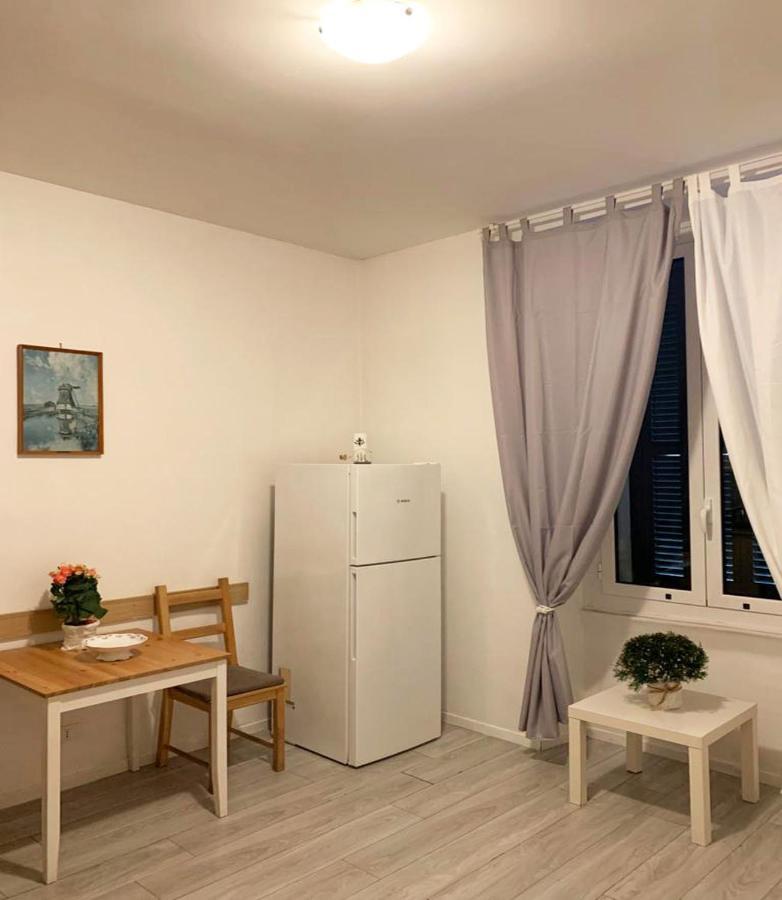 Апартаменти Savona Casa Per Vacanze E Lavoro Екстер'єр фото